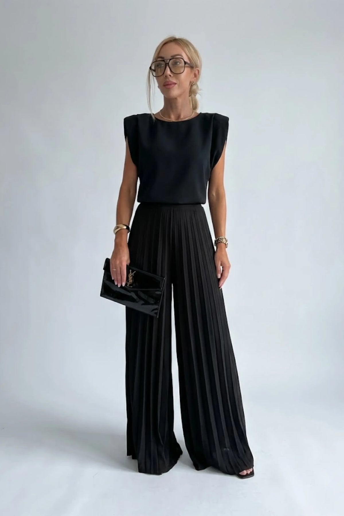 Maruja two-piece top and pleated trouser set - Sela Look