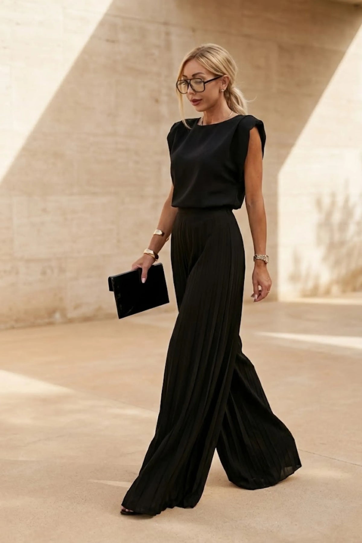 Maruja | Elegant Comfortable Two-Piece Set, product image 3