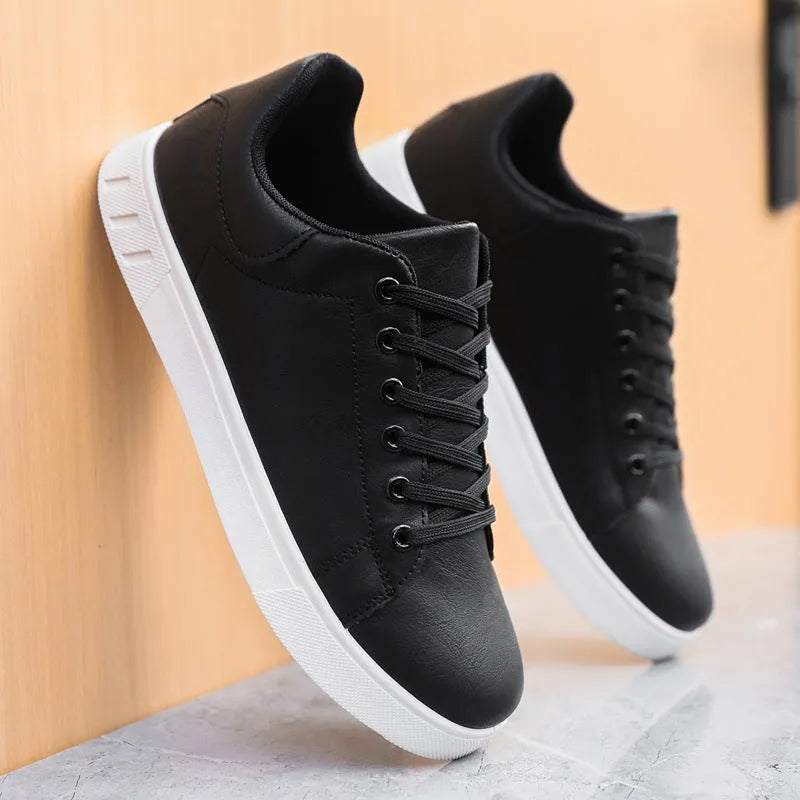 Men's Sneakers | Everyday Classic Poppy — product view 4
