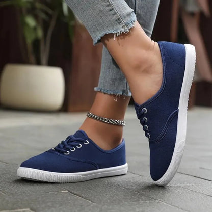 Women's Sneakers | Everyday Classic Luna — product view 3