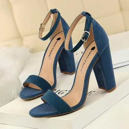 Block Heel | Women's Elegant Buckle Henry, product image 9