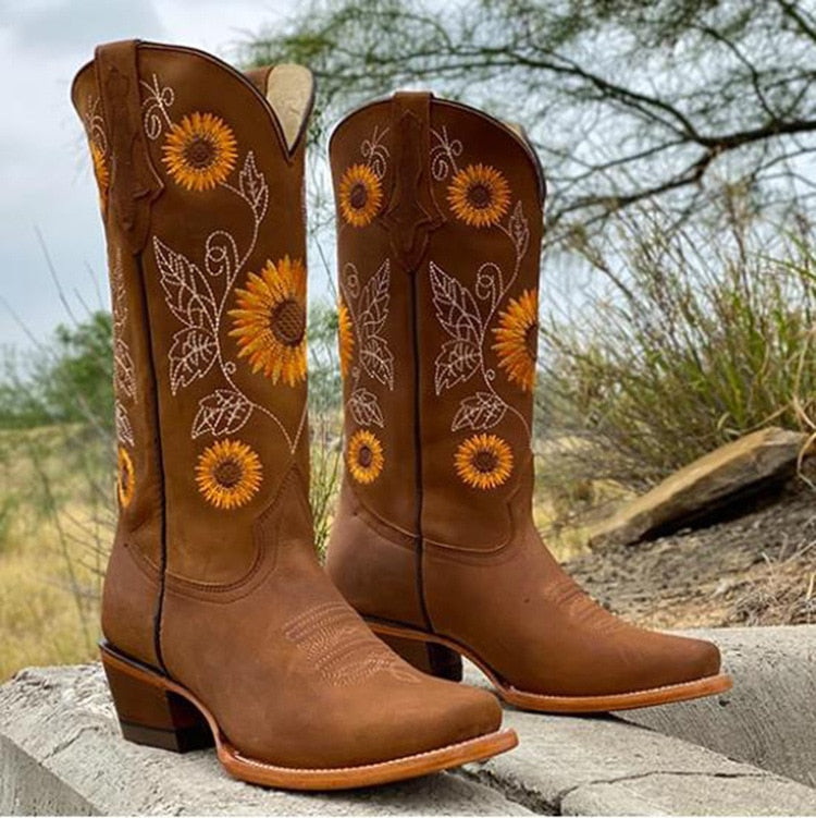 Isabella | Women's Bohemian Sunflower-Pattern Boots – product image 3